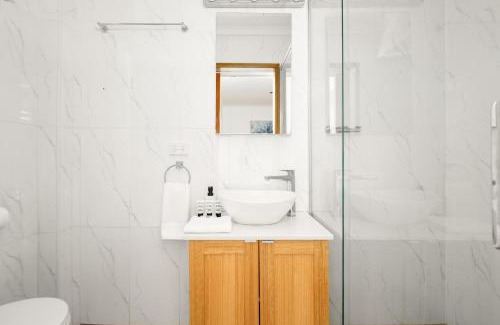 Ultimo Apartment | Stylish Inner City 2-Bed Unit by Fig Lane Park
