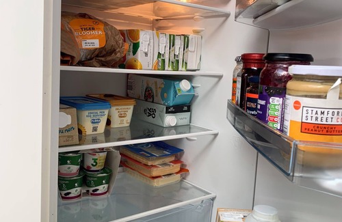 Brighton House | Stylish, Light-Filled Room with Private Bathroom in a Quiet Brighton Home