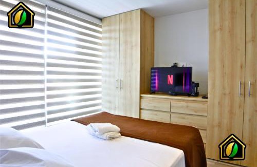 Chapinero Apartment | Stylish Loft with Pool, Sauna & Gym 24x7, Near Zona G