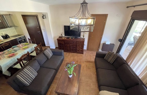 Vourvourou Villa | Stylish Maisonette with 3 Bedrooms in Vourvourou, Greece