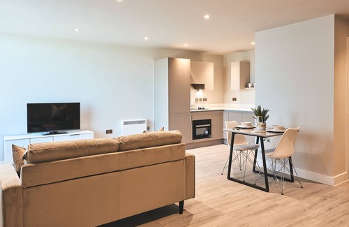 Bracknell Apartment | Stylish One Bedroom Apartments with Free Parking