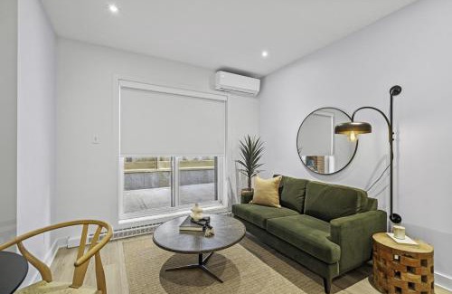 Little Italy Apartment | Stylish Open-Space Studio by Jean Talon Market