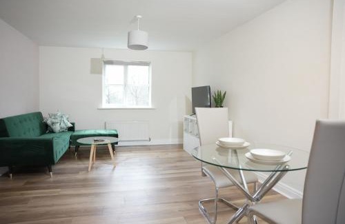 Derby Apartment | Stylish Pride Park DERBY Apartment - Free WIFI, Parking
