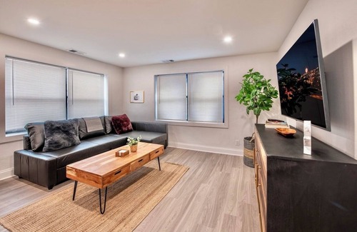 South Hyde Park Apartment | Stylish Remodel in Central KC