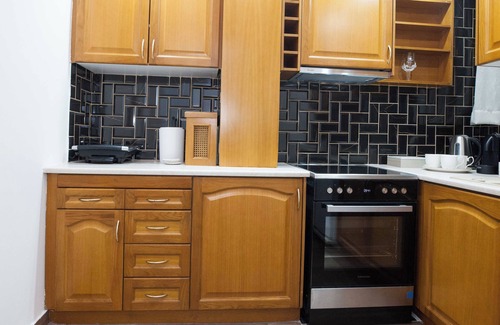 Mousio Apartment | Stylish Renovated 2 Bd Apt in Exarcheia