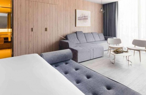 Hipodromo Hotel | Stylish Sanctuary: Pet-Friendly Retreat with Spa & Shuttle Service!