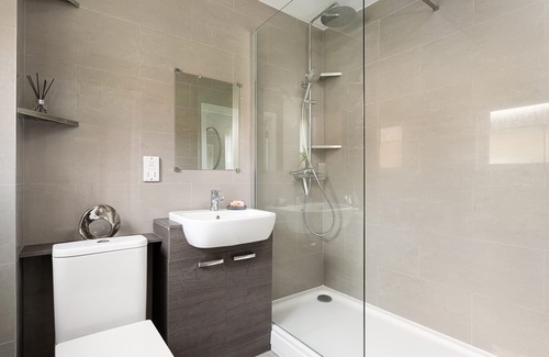 Reading Apartment | Stylish Serviced Apartment in Reading