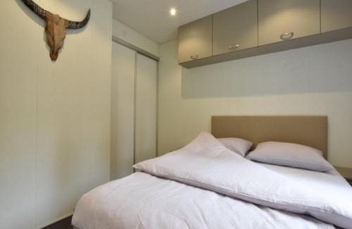 Vorden House | Stylish Stay in Vorden Woods