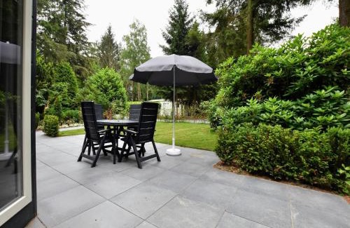 Vorden House | Stylish Stay in Vorden Woods