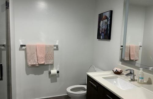 Downtown Miami Apartment | Stylish Studio in Bayside Brickell Miami