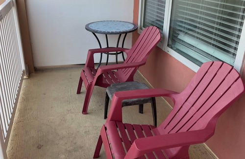 South Padre Island Condo | Stylish Top Floor for Beach Fun and or SpaceX Enthusiast Starship Launches