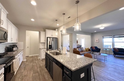 Charlotte House | Stylish Townhouse Retreat in Peaceful Harrisburg