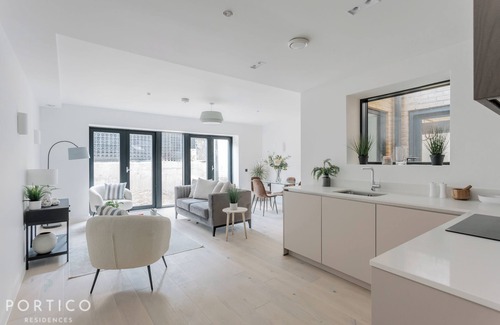 Wandsworth Apartment | Stylish two-bedroom apartment in the heart of Wandsworth.