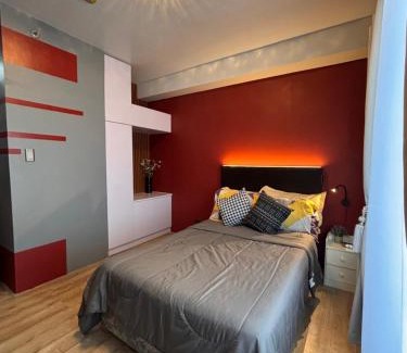 Bacolod Apartment | Stylish Urban in Central Location with 500Mbps WiFi and Private Parking