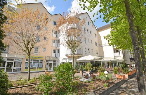 Bad Kreuznach Apartment | Stylishly renovated 1-room apartment - balcony, WLAN, TV, spa area