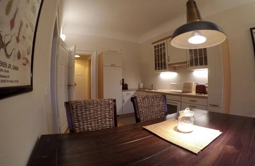 Dresden Apartment | Stylishly renovated old building in a listed city villa near Elbradweg