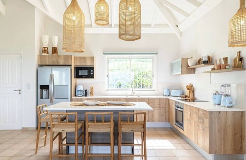 La Savane Villa | Sunset view & beach walking distance