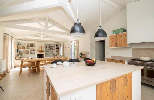 Les Portes-en-Re Villa | Sublime maison d'architecte pour famille nombreuse