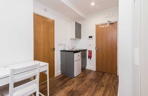 Stoke-on-Trent Apartment | Sublime Stays Webberly Stylish Studios Stoke City Centre 9B