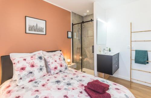 Viriat House | - SUBLIME VILLA FELICIDAD - Proche hypercentre - Parking - Terrasse - WiFi