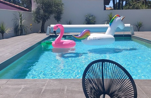 Mimizan Villa | Sublime Villa Landaise, Avec Piscine, Ideale en Famille, à 2 pas de la mer