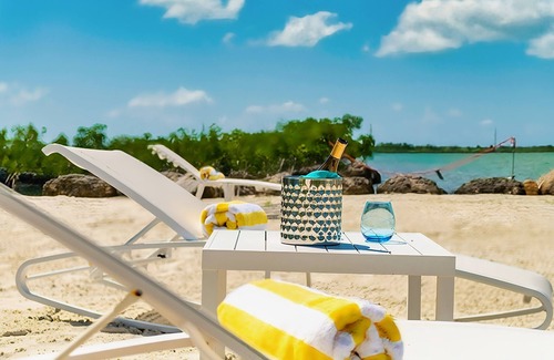 Sugarloaf Key House | Sublimely private luxury home with enveloping oceanfront views near Key West