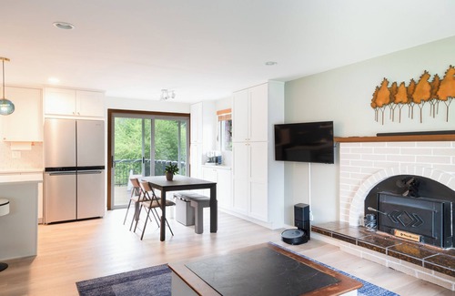 North Creek House | Suburban Oasis w/Hot Tub, Fitness Room, and Office in Serene Bothell