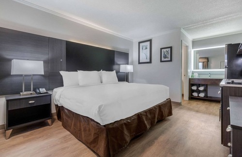 Red Hill Hotel | Suburban Studios at the University