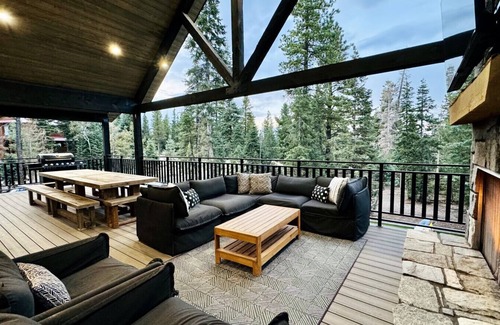 Duck Creek Village Cabin | Sugar Pine Chalet- Spa | Sauna | Game Room | Fire Pit | Zion/Bryce