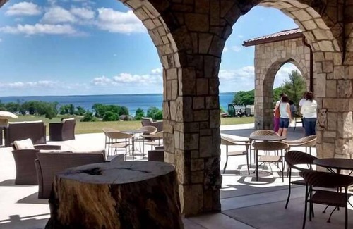 Cedar House | Sugarloaf Chalet 3BDR Loft 2510