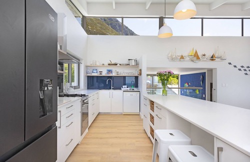 Voelklip House | Suidersee-Voelklip - Four Bedroom House, Sleeps 10
