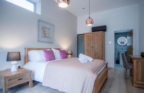 Pen-y-cae Apartment | Suite 12 - Sleeping Giant Hotel - Pen Y Cae Inn