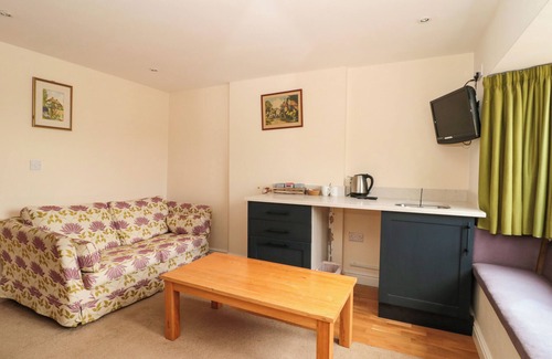 Stroud Cottage | SUITE 3, romantic in Whiteshill