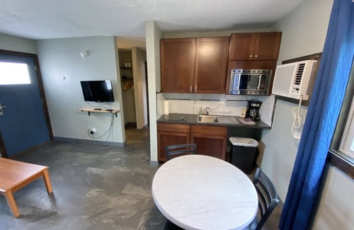 Rapid City Apartment | Suite 305 - 1 BR Apartment | 1 Bed, 1 Bath