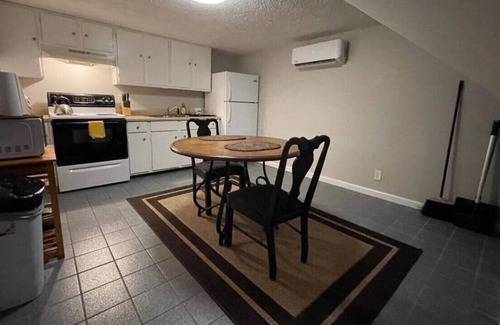 Macon Apartment | Suite 4 - Sweet Macon Home