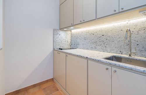 Esporles House | Suite Bosque- Life in middle of a vineyard, with a 600 Mb WIFI. Made for Nomads.