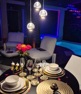 Coursan Apartment | Suite de luxe érotique chic