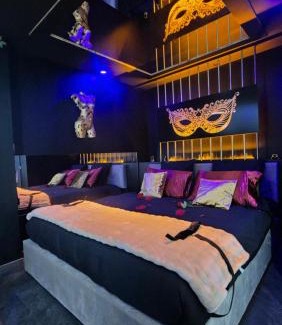 Coursan Apartment | Suite de luxe érotique chic