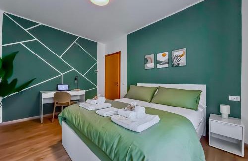 Abano Terme Apartment | Suite Deluxe Apartment Modern Elegance Free Parking