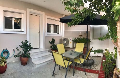 Markopoulon Apartment | Suite Drakos Honey