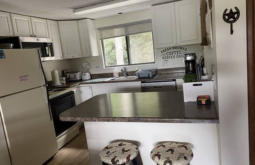 Sugar Mountain Villa | Suite Escape@Snowlake. Discounts Fall and Ski - Walk to Lifts - 4 private Suites