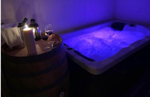 Arveyres Apartment | Suite Grand Cru - SPA & terrasse