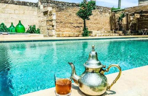 Parabita House | Suite in Masseria Tornesella with swimming pool and Wifi between Gallipoli and Torre Suda