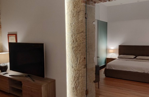 Naples City Centre Hotel | Suite in the historic center of Naples