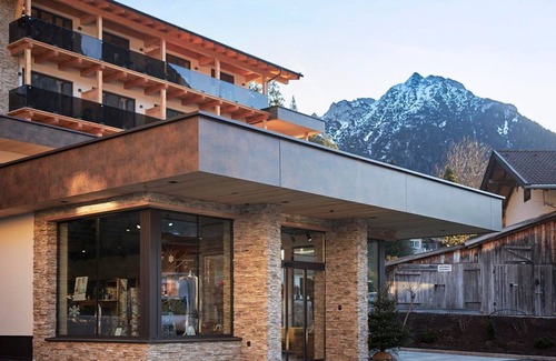 Buchau House | Suite Kaiser Max IV, Kurzurlaub All Inclusive - Familienresort Buchau