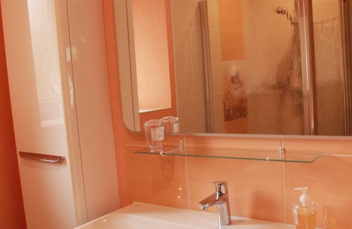 Huisseau-sur-Cosson House | Suite MESANGE & ROUGE GORGE 4 Adults & 2 Children max.