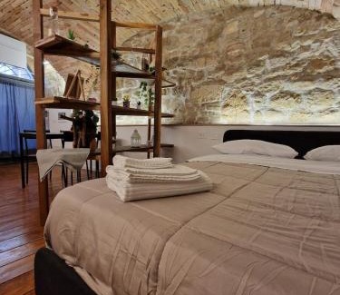 Old Town Apartment | Suite n17 - The ancient cave