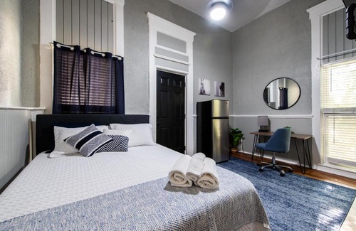 Smoketown Jackson House | Suite near downtown Louisville, KY - Suite IV