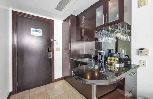South Beach Condo | Suite on Art Deco Ocean Drive Collins Av with pool