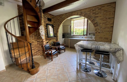 Maisons-Alfort House | Suite Parentale Avec Accès Direct Jardin et Salon